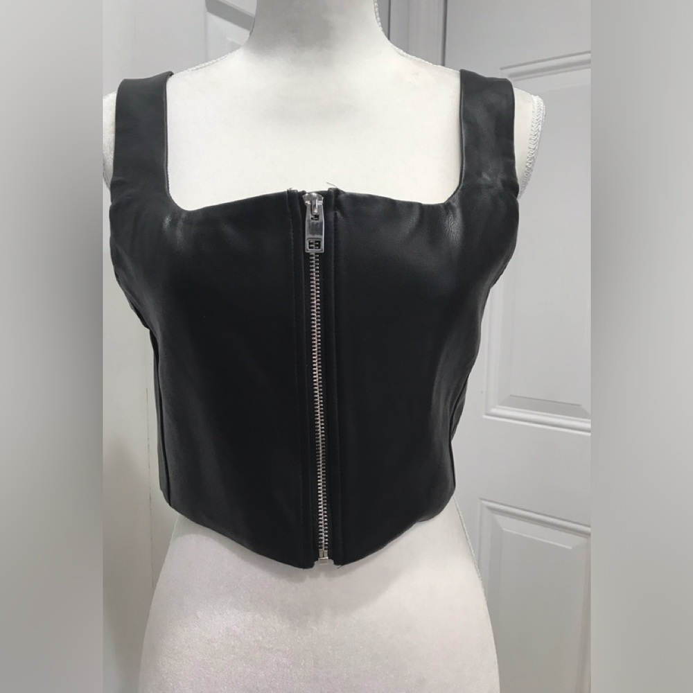 🌺🌺NWT MNG Black Soft Faux Leather Lined Top/Corset Style, Size L